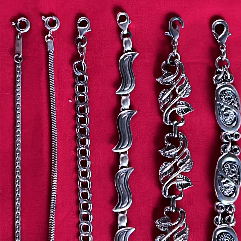 Six Silver Bracelets. - image 7